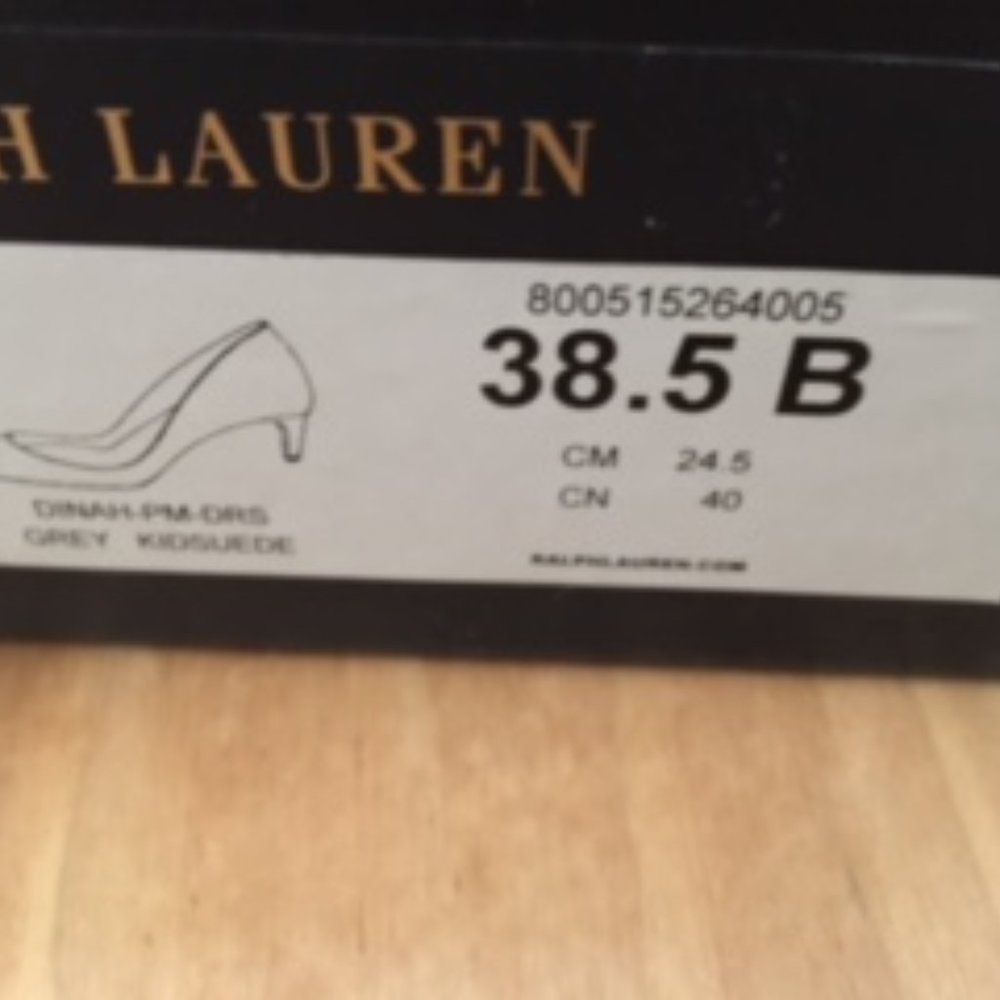 Ralph Lauren Purple Label Dinah point-toe pumps size 7.5 B  (38.5 Europe… - Picture 10 of 15